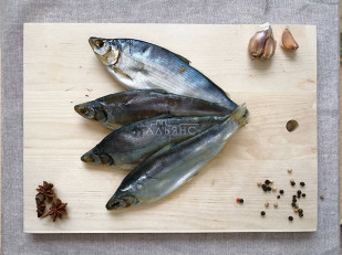 Снеки к пиву: Пелядь вяленая