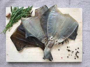 Лакедра: Камбала камчатская вяленая без икры
