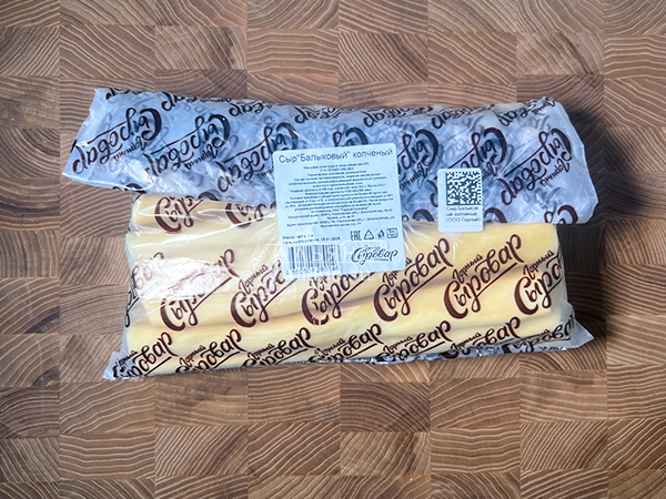 Сыр 1 кг ГОРНЫЙ СЫРОВАР (Балыковый копчёный) в Нахабино